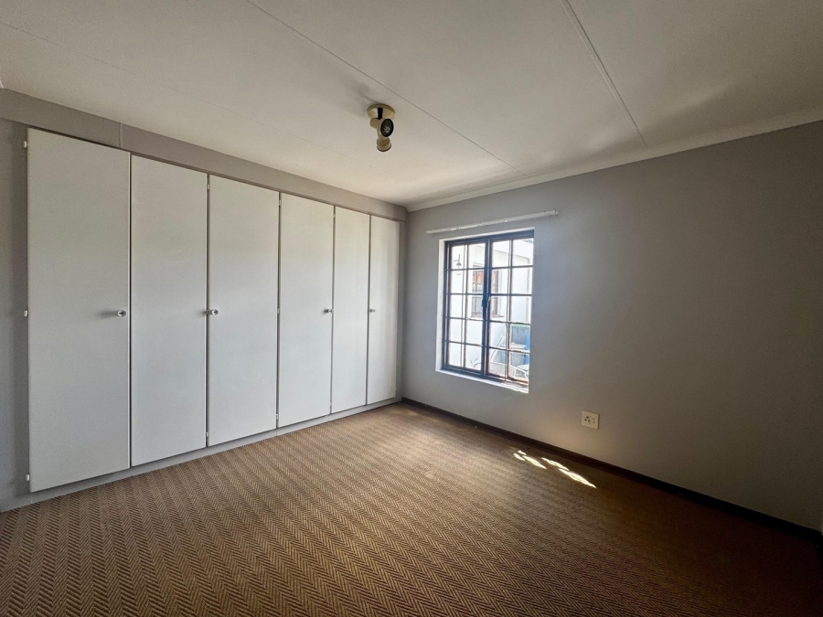3 Bedroom Property for Sale in Protea Park North West